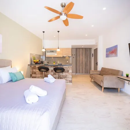 Private Patio - 3 Min Walk To - Diamond 1 *